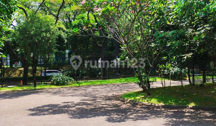 2-Story House in Caspia, BSD City, in Front of the Park 2-Story House in Caspia, BSD City, in Front of the Park
