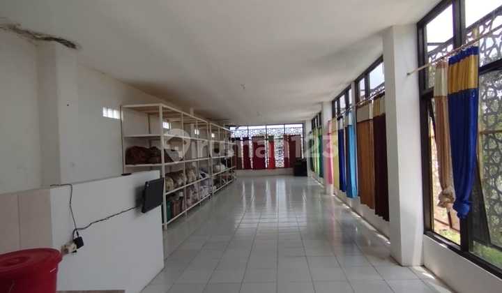 Gudangdan Toko di Jl Stadion Mini, Purwokerto 400 M Bagus SHM 19