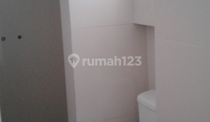 Disewakan Rumah Mewah 3 Lantai Tengah Kota Purwokerto 6