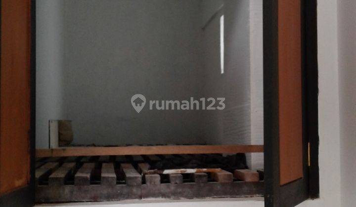 Disewakan Rumah Mewah 3 Lantai Tengah Kota Purwokerto 22