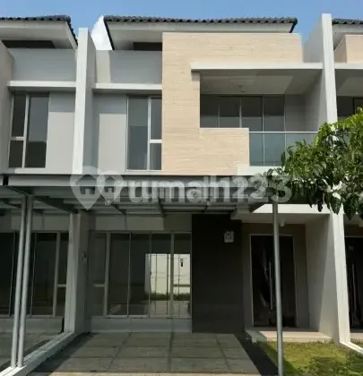 Rumah Golf Island Pik 8X25 Palm Pantai Indah Kapuk
