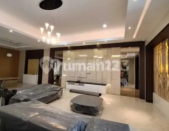 Rumah Mewah Pik1 3,5 Lantai 325M2 Pik Pantai Indah Kapuk