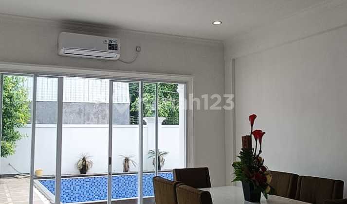 Dijual Rumah Bagus di Kemang, Siap Huni ada Swimming pool 2