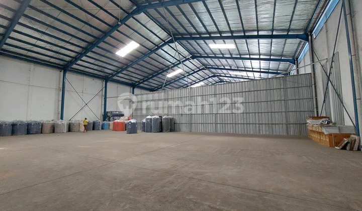 BANGUNAN LUAS GUDANG DAN KANTOR DISEWAKAN DI CIPONDOH, TANGERANG