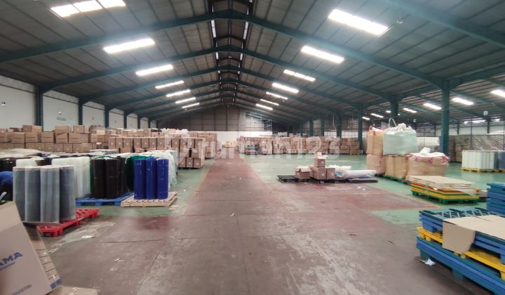 Ready-to-Use Warehouse in Jatake Tangerang. Strategic Location.