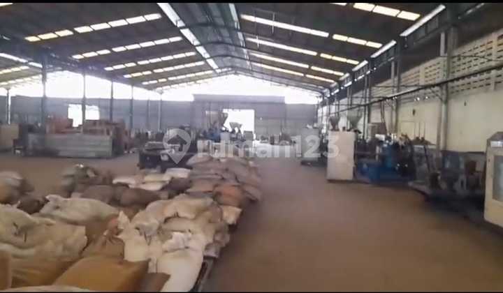 For Rent New Factory on Moh.Toha Street, Periuk Tangerang. industrial zone For Rent New Factory on Moh.Toha Street, Periuk Tangerang. industrial zone