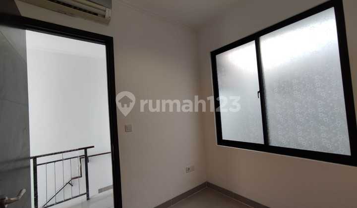 Rumah di pik2 Cluster California, Semi furnished 2