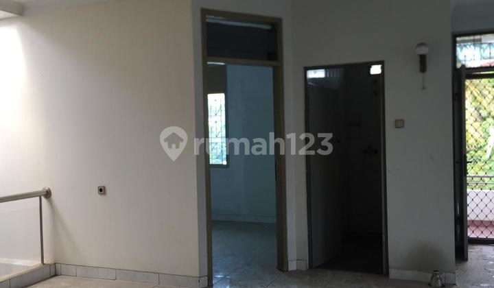 Dijual Rumah di Taman Kencana. Luas 15X20m 2