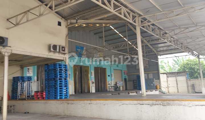 For sale, Factory located in Jatiuwung Industrial Area, Jatake Tangerang. Near toll gate.