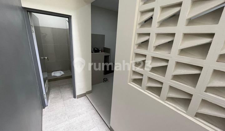 Rumah Bagus Furnished SHM Tomang, Jakarta Barat