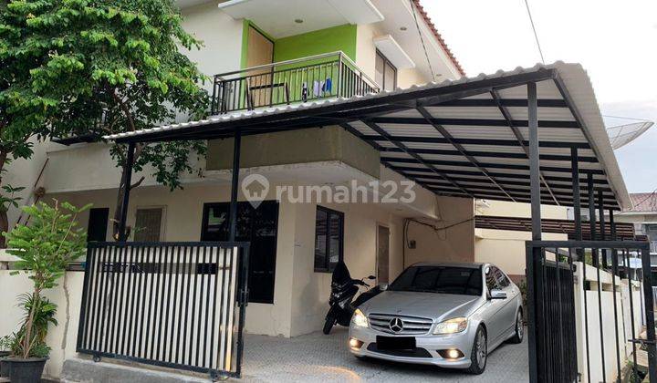 Rumah 2 Lantai Bagus Furnished SHM di Gading Griya Hoek 1