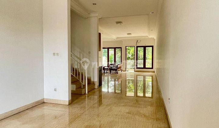 Rumah 3 Lantai Town House Puri Maharani Pejaten SHM Ukuran 235m 2