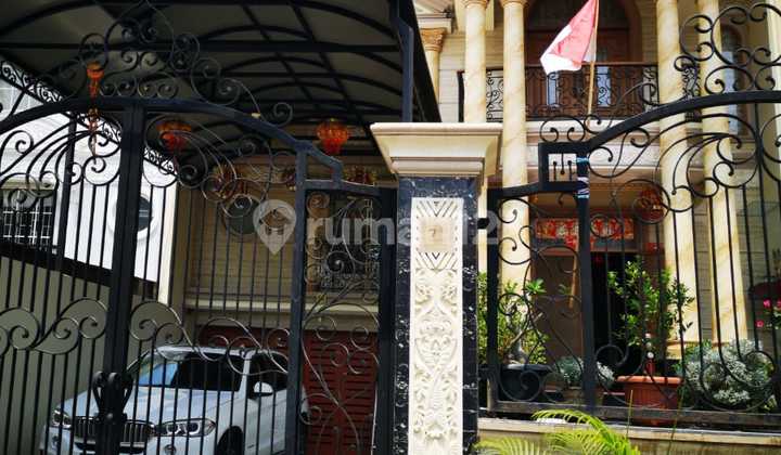 Rumah Bagus Furnished SHM Pantai Indah Kapuk, Jakarta Utara