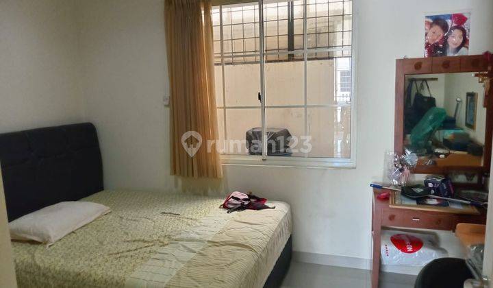 Rumah 2 Lantai Bagus Furnished SHM di Glc Cluster West Europe 1