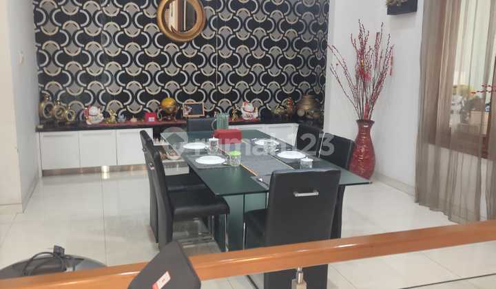 Dijual Rumah di Bgm Pik, Ukuran 425 Meter, 2,5 Lantai