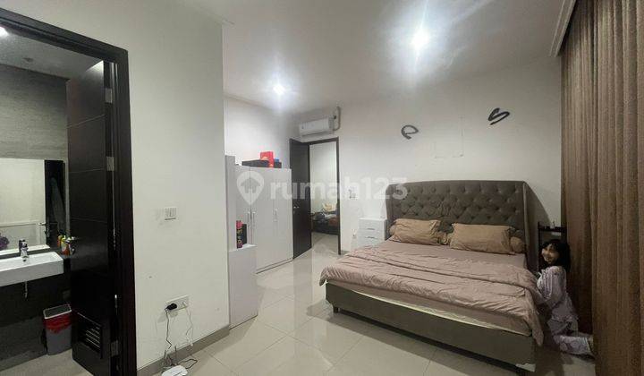 Rumah 2 Lantai Bagus Furnished SHM di Pik 2, Jakarta Utara 1