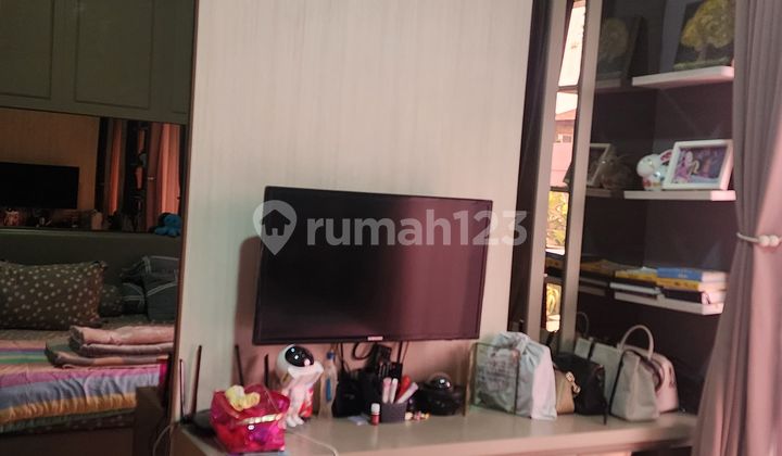 Rumah Bagus Semi Furnished SHM Metland Puri, Jakarta Barat 2