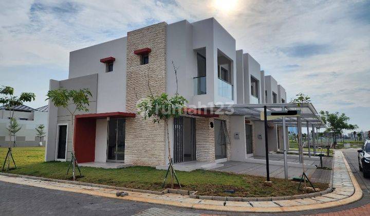 Rumah 2 Lantai Furnished SHM di San Antonio Pik 2 Uk. 9x15 Hoek 1