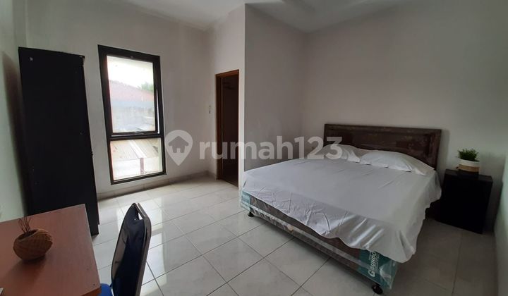 Rumah Kos Kosan 4 Lantai Cuan 90% Full di Kemanggisan Jakbar