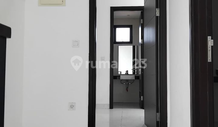 Rumah Golf Island Uk 5X15 M2, 3+1 Kamar Tidur