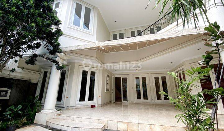 Rumah 2 Lantai Bagus Furnished di Jeruk Purut, Jakarta Selatan 2