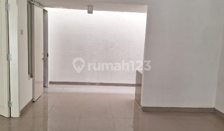 DIjual rumah diemeral bintaro sekgor 9 2