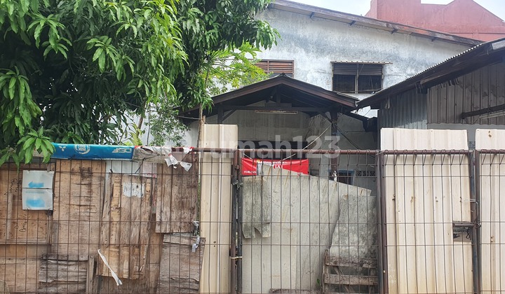 Warehouse for Sale Including Land Bintaro