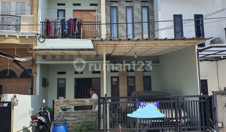 Dijual.rumah Siap Huni Divila Bintaro Regenci Bagus