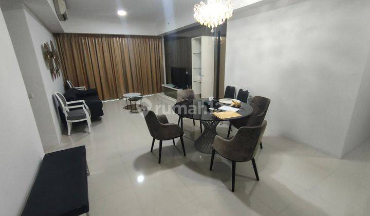 Disewakan Apartemen St. Moritz Royal Tower 3BR Full Furnish 1