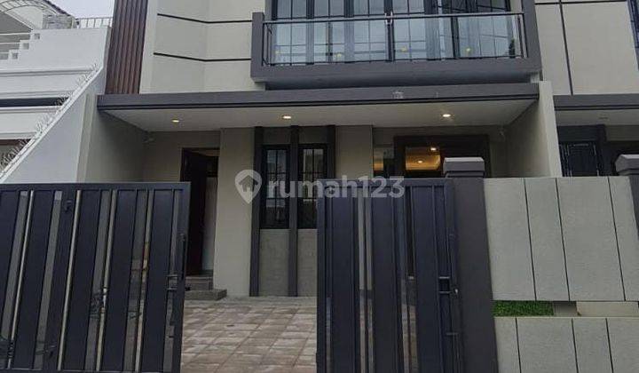 Dijual Rumah Brand New 3 Lantai Taman Permata Buana 1