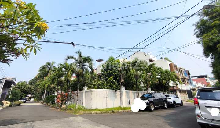 For Sale 2-Story House in Pluit Karang Permai, Furnished 2