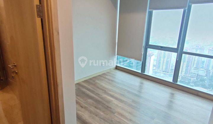 Disewakan Apartemen Holland Village 4 Bedroom Corner View 2