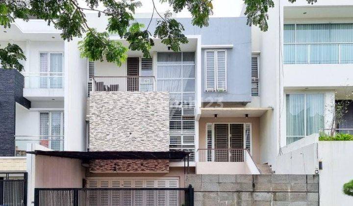 Dijual Rumah 3 Lantai di Permata Buana, Kembangan Jakarta Barat 1