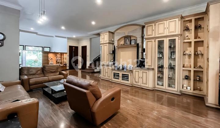 Dijual Cepat Rumah Mewah 3 Lantai Blok J Puri Indah 2