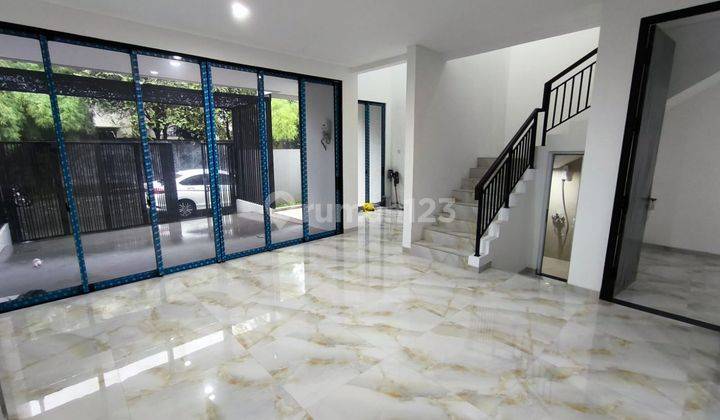 Disewakan Rumah 3 Lantai Yarra Cluster by Anwa Residence Puri 2