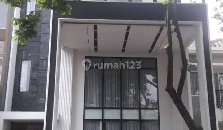 Dijual Rumah 3 Lantai Perumahan Puri Mansion Boulevard 1