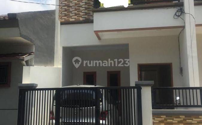 Dijual Cepat Rumah di Perumahan Harapan Indah Bekasi 1