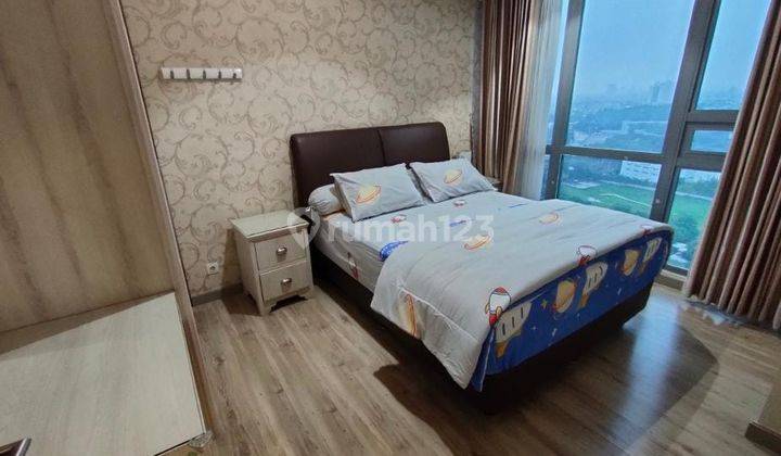 Disewakan Apartemen St. Moritz Ambassador 3BR Bagus 2