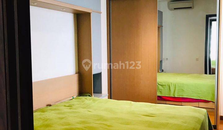 kamar tidur dijual apartemen st. moritz ambassador