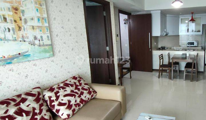 Disewakan Cepat Apartemen St. Moritz New Royal Tower 2BR, Furnish 2