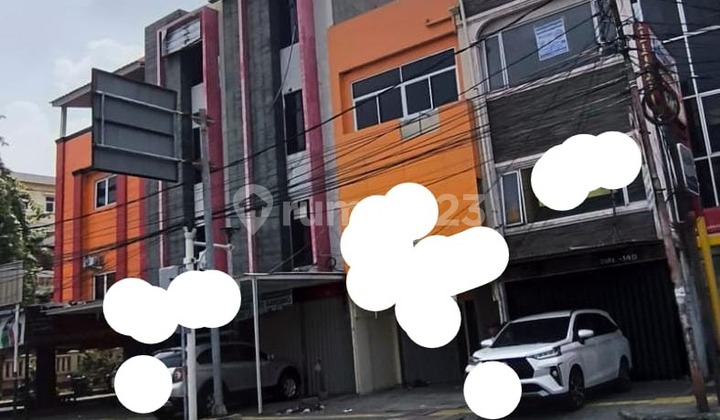 For Sale Cheapest 4-Story Shophouse in Roxy, Central Jakarta 2