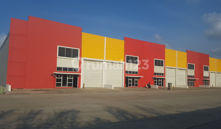 Sewa Gudanng Sedayu Bizpark Cakung Luas 548M2