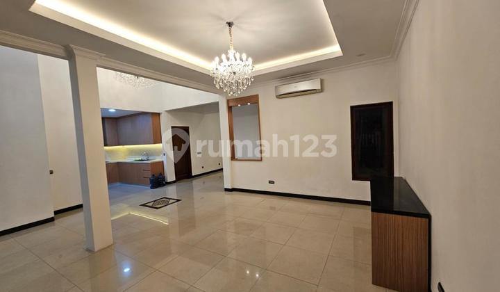 Dijual : Rumah Bagus Pondok Indah Jakarta Selatan