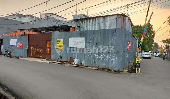 Selling Land in Kebon Jeruk Selling Land in Kebon Jeruk