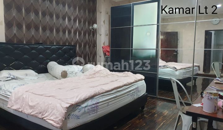 Dijual Ruko 3 Lantai di Tambora Dijual Ruko 3 Lantai di Tambora