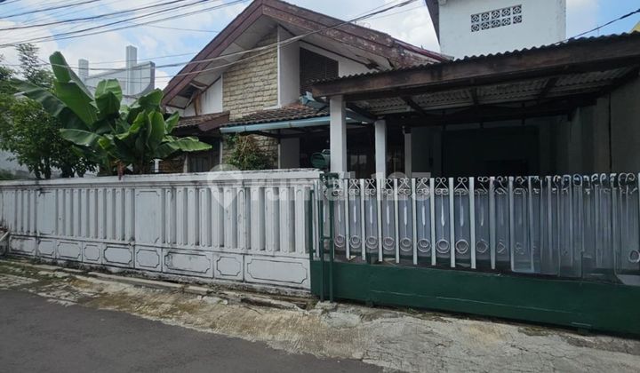 For Sale House on Jl. Pete VI Kebayoran Baru For Sale House on Jl. Pete VI Kebayoran Baru