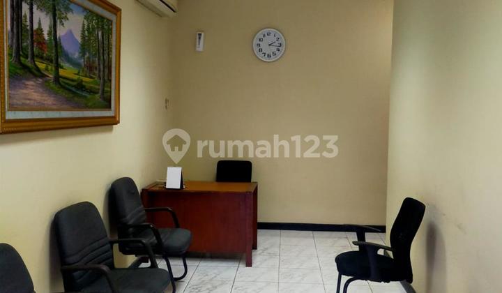 Melawai Blok M Shophouse