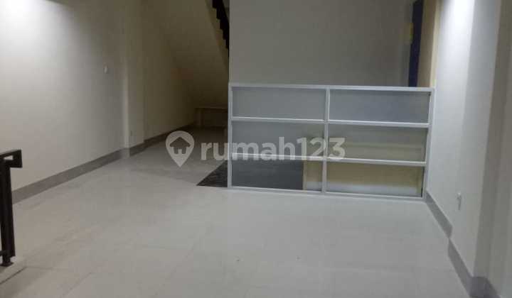 For Rent: Ruko, South Pintu Besar, West Jakarta 2