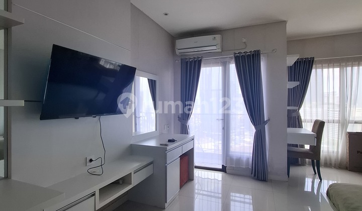 For Rent Big Size and Cozy Studio Apartment Tamansari Semanggi 2