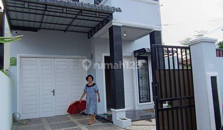 Rumah mewah 2 Lantai Tersedia Sisa Tanah dibelakangnya 1